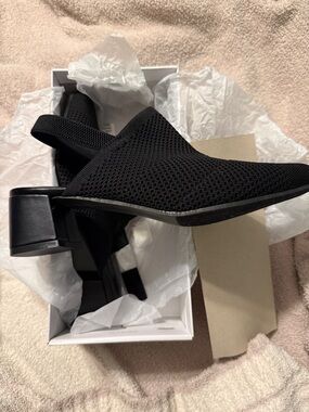 Tahari Black Knit Slingback Mule